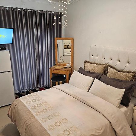 Rjs Guesthouse Durban Eksteriør bilde